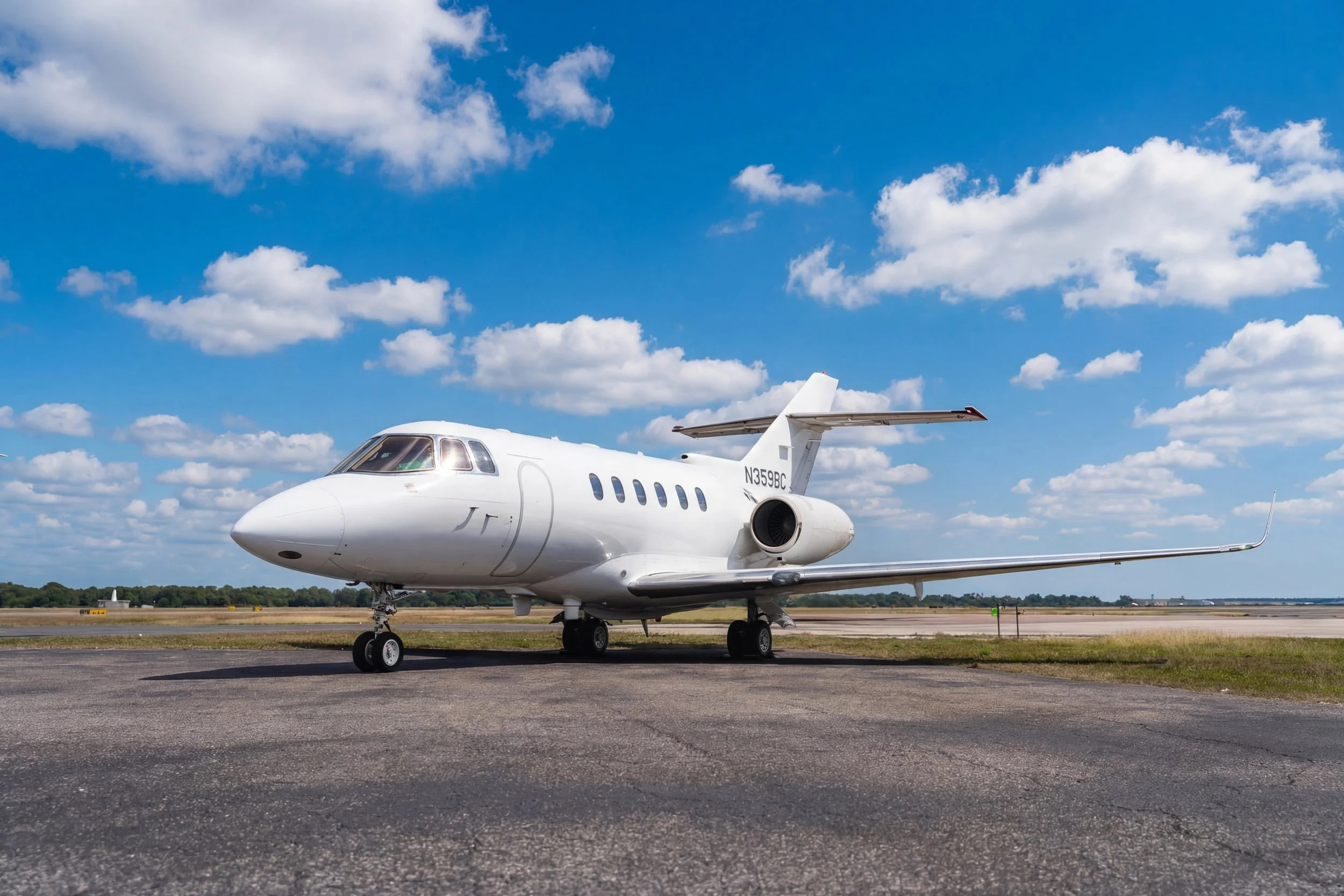 エーフィ adv psa8 Hawker 850XP — Elite Air